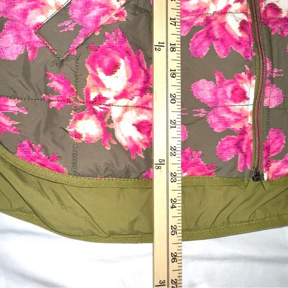 Free People FP Movement Printed Pippa Packable Puffer Jacket Sz S Pink Rose NWT - Picture 14 of 16